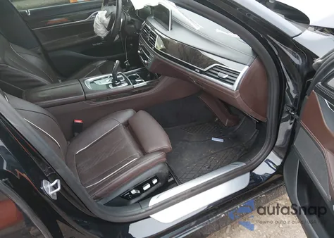 2018 BMW Alpina B7 xDrive из США, поврежденный, VIN WBA7F2C53JB238606